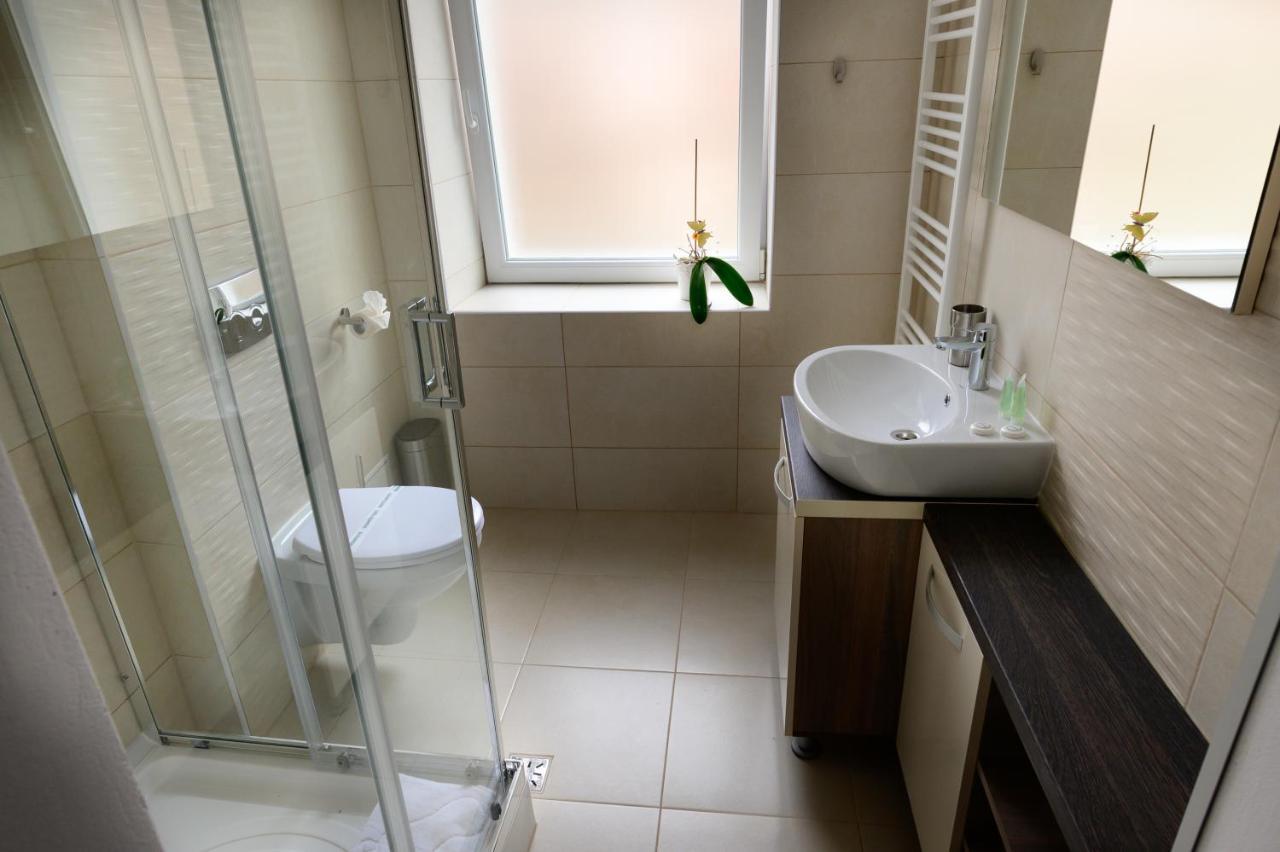 Resita Residence Luaran gambar