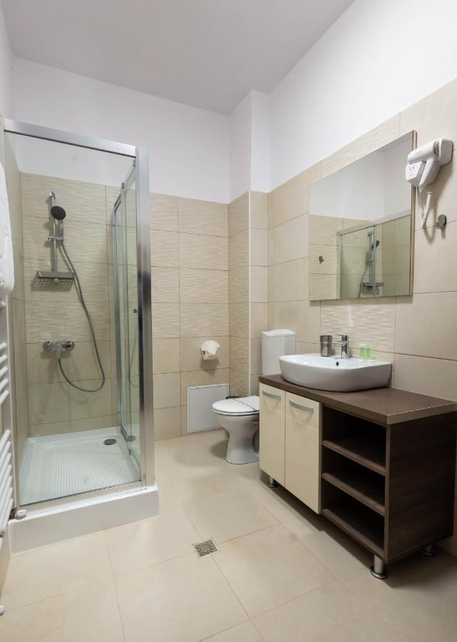 Resita Residence Luaran gambar